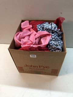 BOX OF ASSORTED CLOTHING TO INCLUDE H&M TOP SIZE 6