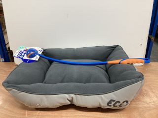 2 X ITEMS INC DOG BED