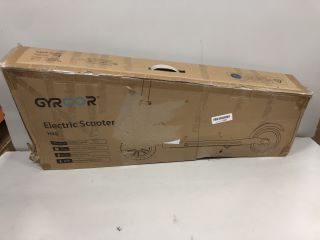 GYROOR ELECTRIC SCOOTER H40 (COLLECTION ONLY)