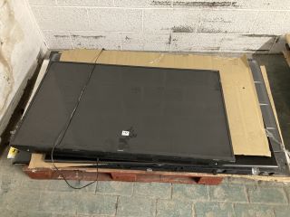 PALLET OF ASSORTED TV'S TO INCLUDE SONY (SMASHED,SALVAGE,SPARES)