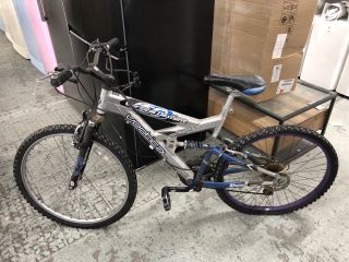 VERTICAL DESCENT MOUNTAIN BIKE WITH POWER TRANSFER FORKS (MPSS02432115)