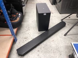 SAMSUNG SOUNDBAR & SUBWOOFER MODEL NO: HW-Q800C