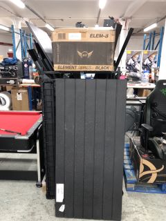 PALLET TO CONTAIN UNBUILT UNIT