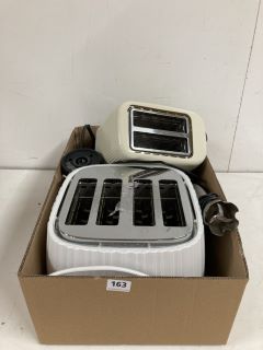 QTY OF ASSORTED ITEMS INC DELONGHI TOASTER