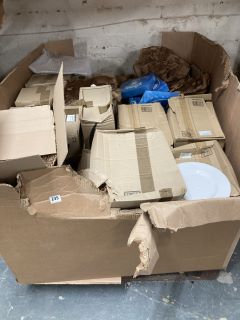 PALLET OF PLATES