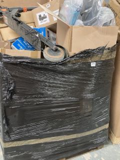 PALLET OF ASSORTED ITEMS INC FINE ELEMENTS FANS
