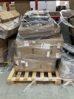 PALLET OF ITEMS INC RATTAN GARDEN FURNITURE