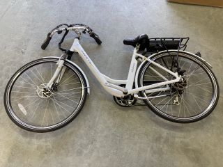 SWIFTY ELECTRIC WHITE BIKE RRP: £707 (COLLECTION ONLY)
