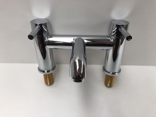 DECK MOUNTED BATH FILLER IN CHROME RRP £285: LOCATION - R1