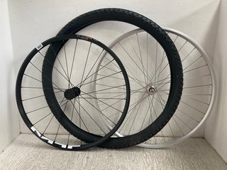 3 X ASSORTED CYCLING ACCESSORIES TO INCLUDE SHIMANO MT500 27.5" REAR WHEEL - RRP £80: LOCATION - H7