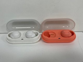 2X SONY WF-C500 WIRELESS HEADPHONES IN WHITE & CORAL ORANGE (WITH CHARGING CASES) [JPTM117888]