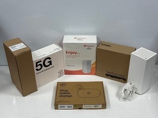 QUANTITY OF VARIOUS HOME / BUSINESS WI-FI ROUTERS (WITH BOXES) [JPTM117601]