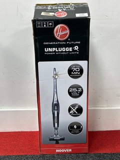 HOOVER UNPLUGGED CORDLESS VACUUM HOME APPLIANCE IN GREY: MODEL NO UNP252A 001 (WITH BOX) [JPTM117962]