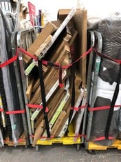 CAGE OF ASSORTED SAFETY GATES TO INCLUDE LINDAM SURE SHUT SAFETY GATE (CAGE NOT INCLUDED) (COLLECTION OR OPTIONAL DELIVERY) (KERBSIDE PALLET DELIVERY)