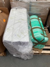 PALLET OF ASSORTED ITEMS TO INCLUDE ROLLED UP MATTRESS IN WHITE (COLLECTION OR OPTIONAL DELIVERY) (KERBSIDE PALLET DELIVERY)