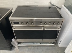 SMEG 90CM ELECTRIC INDUCTION RANGE COOKER IN STAINLESS STEEL - MODEL NO. C92IPX9 - RRP £2149 (COLLECTION OR OPTIONAL DELIVERY) (KERBSIDE PALLET DELIVERY)