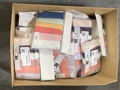 BOX OF APPROX 35 X ESSENTIALS UNDERWEAR ASSORTED COLOURS & SIZES TO INCLUDE BIKINI 6-PACK PLUM NEUTRALS SIZE SM (DELIVERY ONLY)