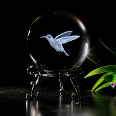 QUANTITY OF ASSORTED ITEMS TO INCLUDE VSKIKRIS 3D CRYSTAL HUMMINGBIRD FIGURINES - 3D LASER ENGRAVED HUMMINGBIRD CRYSTAL BALL PAPERWEIGHT WITH STAND - PERFECT HOME DÉCOR ACCENT & THOUGHTFUL GIFT IDEA