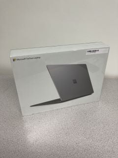MICROSOFT SURFACE LAPTOP 3 LAPTOP (ORIGINAL RRP - £800) IN SILVER: MODEL NO PKK-00003 (BOXED WITH MANUFACTURE ACCESSORIES). . (SEALED UNIT). [JPTB3828]