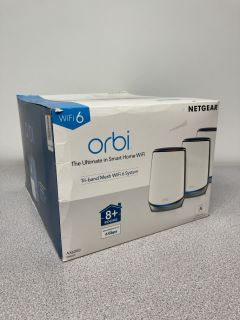 ORBI TRI-BAND WIFI 6 SYSTEM WIFI SYSTEM (ORIGINAL RRP - £700) IN WHITE: MODEL NO RBK853 (BOXED WITH MANUFACTURE ACCESSORIES) [JPTB4156]