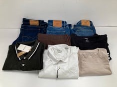 8 X JACK&JONES GARMENTS VARIOUS SIZES AND MODELS INCLUDING BEIGE T-SHIRT SIZE M - LOCATION 46A.