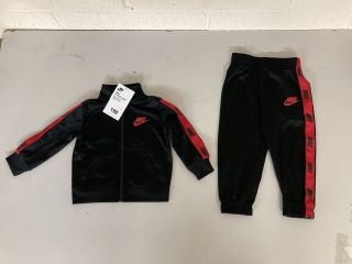 NIKE KIDS CLOTHING TO INCLUDE TWO PIECE SETS