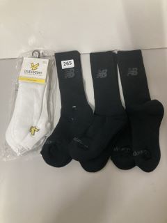 FIVE PACKS OF KIDS SOCKS TO INCLUDE UNDER ARMOUR AND LYLE AND SCOTT