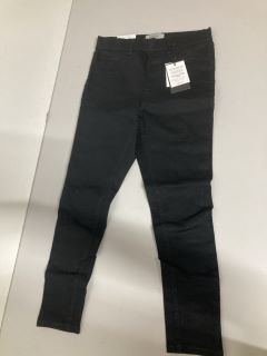 JEANS TO INCLUDE EMIL SIZE 10