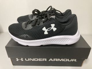 UNDER ARMOUR CHARGED PURSUIT 3 TRAINERS SIZE 3.5