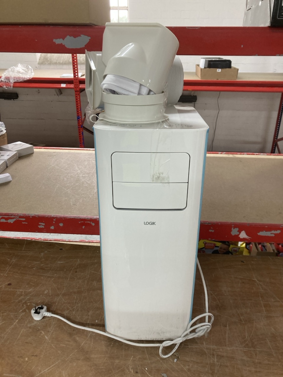 John Pye Auctions LOGIK PORTABLE AIR CONDITIONER MODEL LAC07C22
