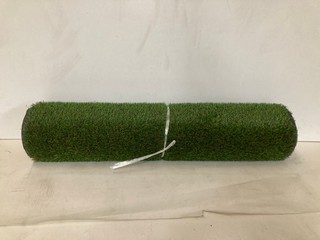 2 X QTY OF ASSORTED ITEMS INCLUDED 4X1M ARTIFICIAL GRASS