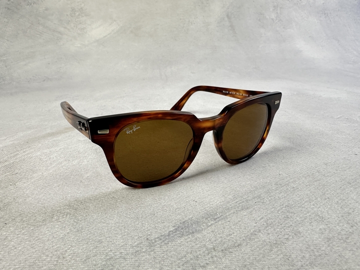 Ray Ban Meteor Sunglasses, Ref RB2168 (VAT ONLY PAYABLE ON BUYERS PREMIUM)