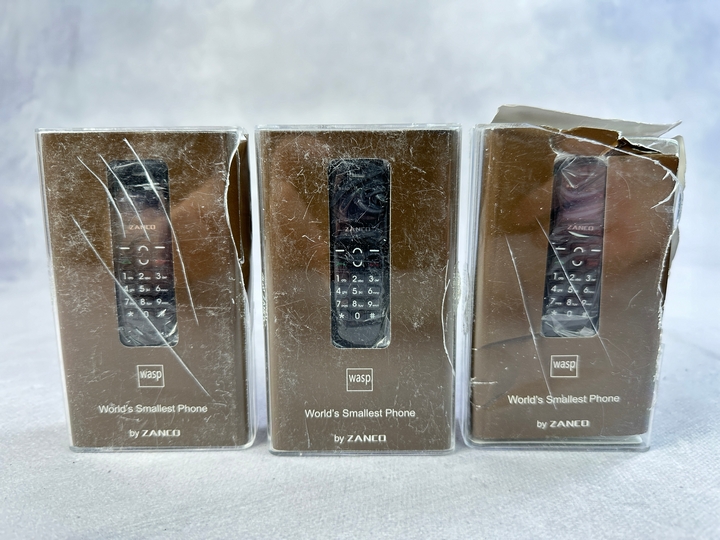 3x WASP by Zanco Worlds Smallest Phone's (VAT ONLY PAYABLE ON BUYERS PREMIUM)