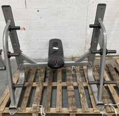 FLAT OLYMPIC BENCH IN SILVER (COLLECTION ONLY)