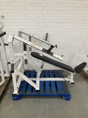 INCLINE PLATE LOADED DEADLIFT / SHRUG MACHINE IN WHITE (COLLECTION ONLY)