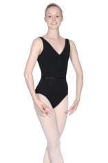 BOX OF ASSORTED ITEMS TO INCLUDE CAPEZIO CA1EV 126 TANK LEOTARD W/PINCH FRONT CLASS COLLECTION - BLACK, SMALL.