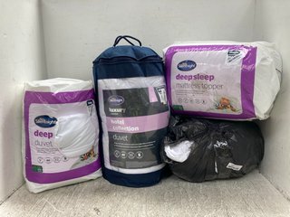 4 X ASSORTED BEDDING ITEMS TO INCLUDE SILENTNIGHT DEEP DUVET - KING: LOCATION - E5