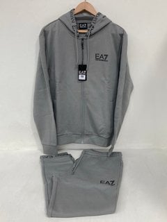 EMPORIO ARMANI MENS BRANDED TRACKSUIT IN GREY - UK SIZE LARGE - RRP £160: LOCATION - FRONT BOOTH