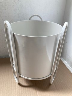 4 X BOXES OF 2 X BEIGE MIMI METAL PLANTER ON A STAND: LOCATION - J20