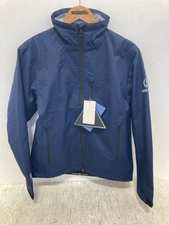 HENRI LLOYD MENS BREEZE JACKET IN NAVY - UK SIZE SMALL - RRP £150: LOCATION - I15