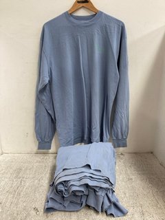 QTY OF FIGMA LONG SLEEVE T-SHIRTS IN BLUE UK SIZE LARGE: LOCATION - J 3