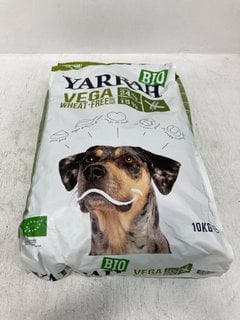 10KG YARRAH BIO VEGA WHEAT FREE DRY DOG FOOD BAG - BBE 27/02/2025: LOCATION - I2