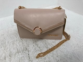REMASS WOMENS FAUX LEATHER HANDBAG IN PINK & GOLD: LOCATION - I1