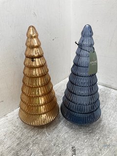 2 X JUNIPER GLASS TREES IN GOLD & BLUE: LOCATION - H2