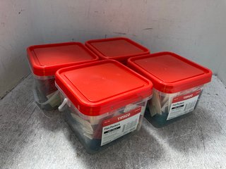 4 X TIMCO FLAT PACKERS TUBS: LOCATION - H3