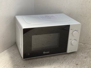 SWAN 20L MANUAL MICROWAVE OVEN: LOCATION - H11