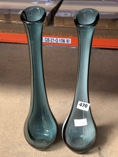 (COLLECTION ONLY) 2 X TALL GREY GLASS VASE: LOCATION - CR2