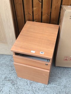 WOOD EFFECT LOCKABLE FILING CABINET: LOCATION - A1