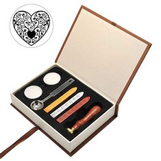 QUANTITY OF ASSORTED ITEMS TO INCLUDE MOGOKO WAX SEAL KIT, VINTAGE WAX SEAL STAMP SET WITH SEALING WAX STICKS AND MELTING SPOON WHITE CANDLES (HEART SHAPED): LOCATION - C
