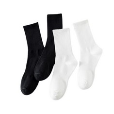 QUANTITY OF ITEMS TO INCLUDE SOCKS SIZE 7-11: LOCATION - B RACK